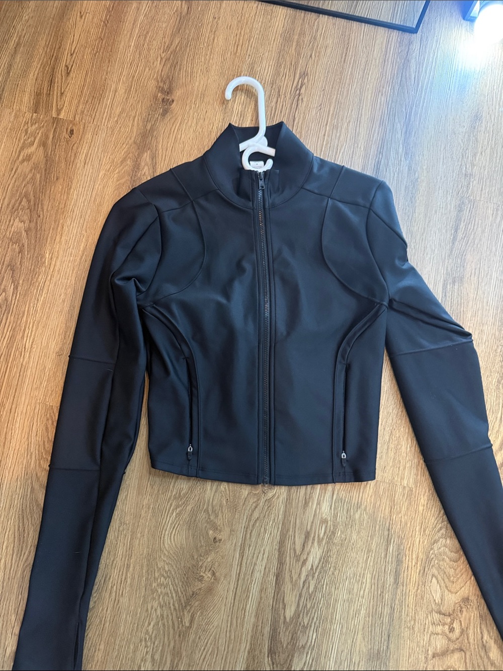 ALO Women's Black Zip-Front Performance Jacket